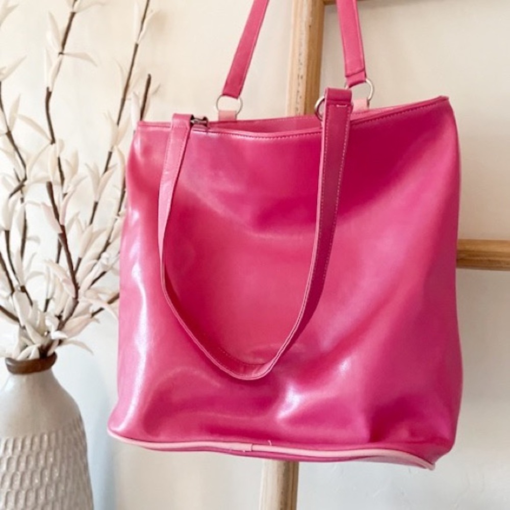 Monogram “M” Pink Tote - Picture 2 of 6